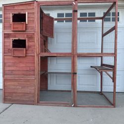 Super Large Cage for pets Dimensions: 77”x 34”(D)x 70”(H) in good condition Good work