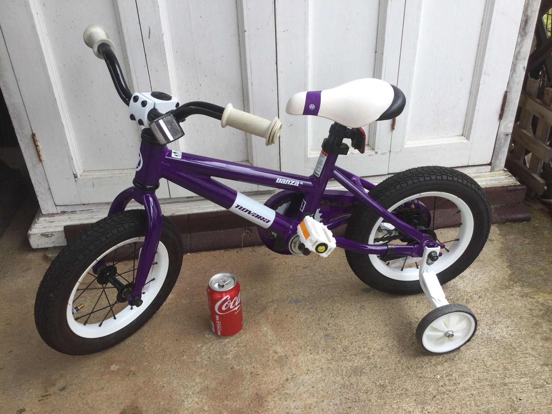 Novara Danza 12” w/ Training Wheels