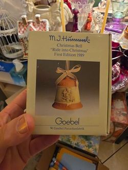 Christmas Bell Goebel Hummel First Edition 1989
