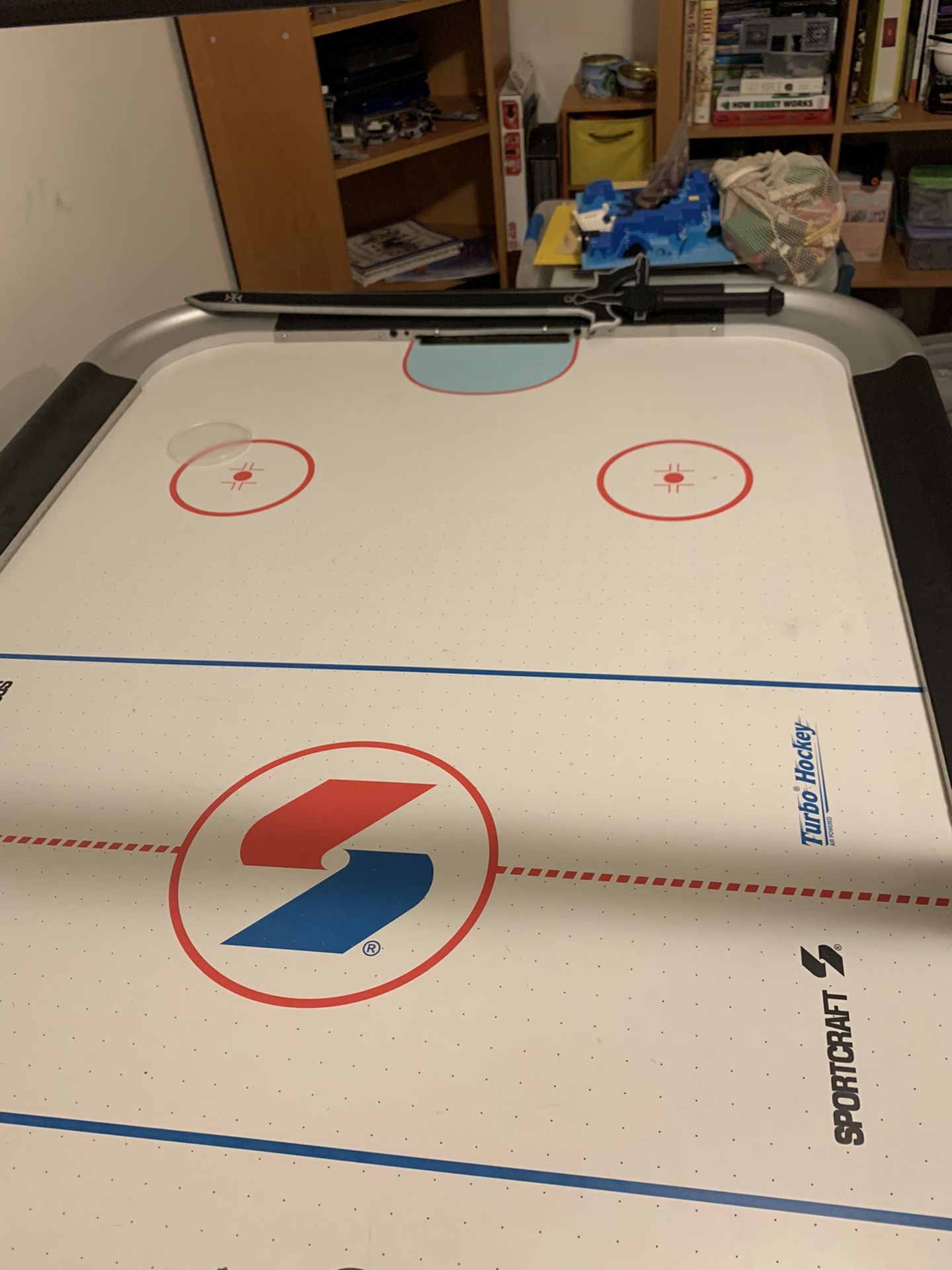 Air Hockey Table