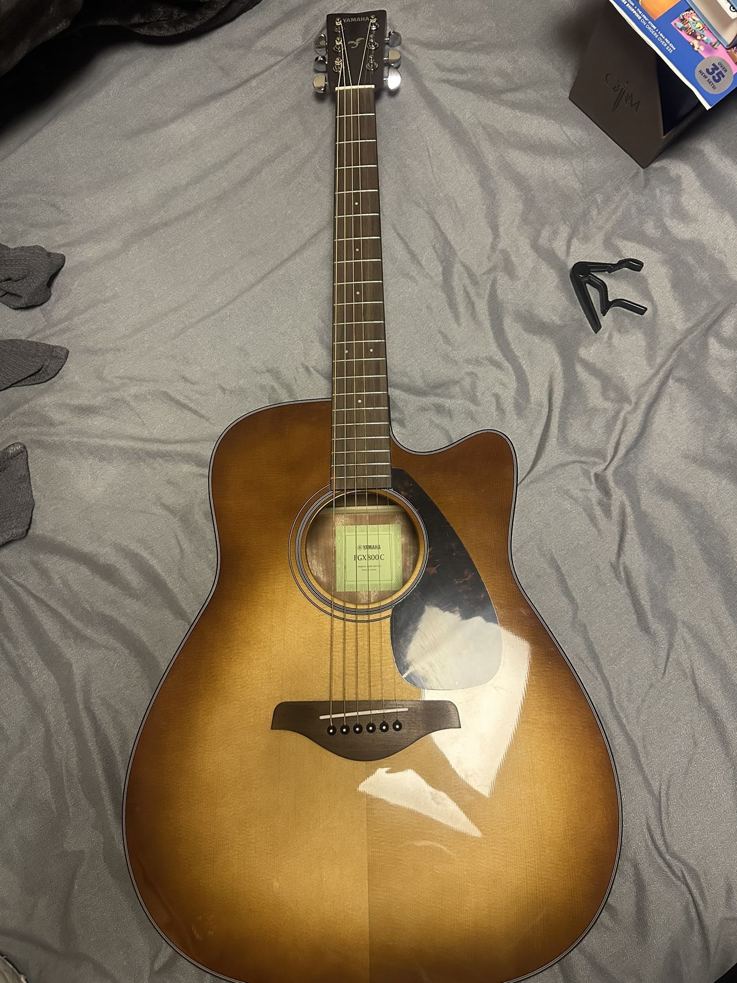 Yamaha FG Series FGX800C Acoustic-Electric Guitar Sand Burst