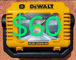 DeWalt Compact Task Light(2000 Lumens)