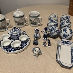 Vintage Chinese Carpet Balls, Mini Tea Set, porcelain Tea/Coffee Cups
