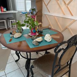 Dinning table