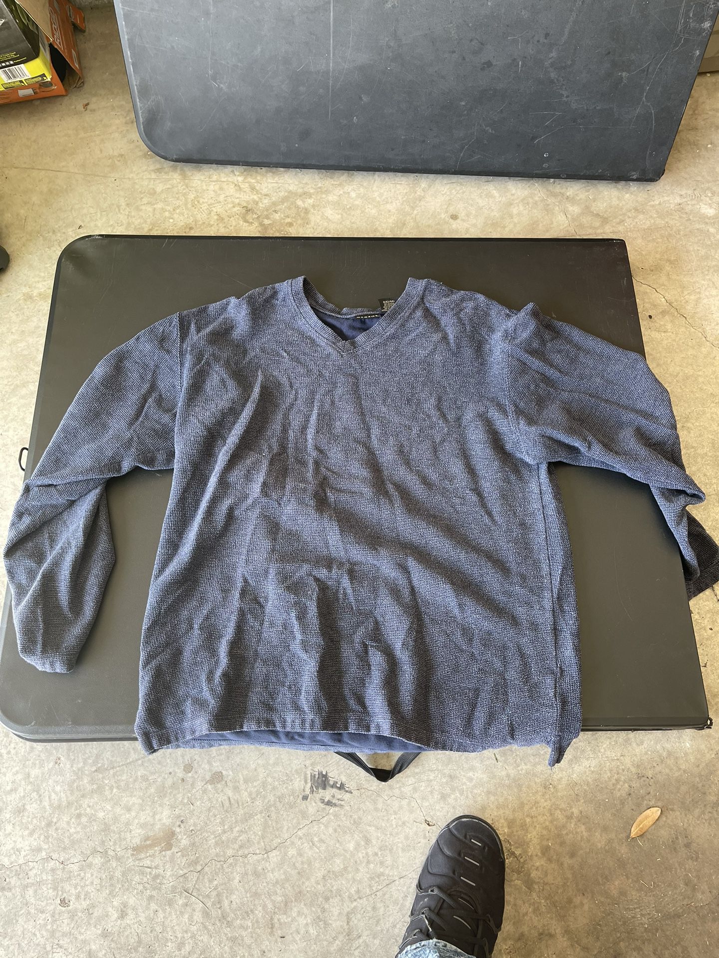 blue long sleeve sweatshirt
