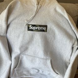 Supreme Box Logo FW23 “Nigo” Size L