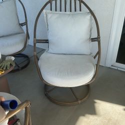 Swivel Chairs 