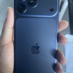 Brand New iPhone 17 pro max 2TB Deep Blue