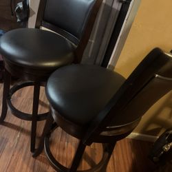 2 Swivel bar stools chairs