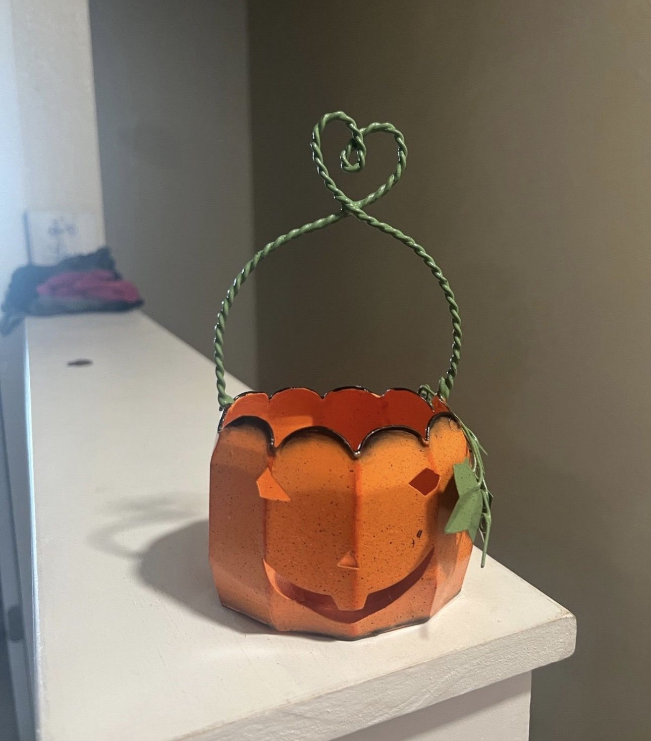 Halloween Tin Pumpkin Jack-O-Lantern Votive Candle Holder NWOT