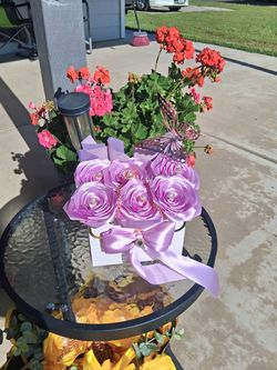 Ribbon flowers