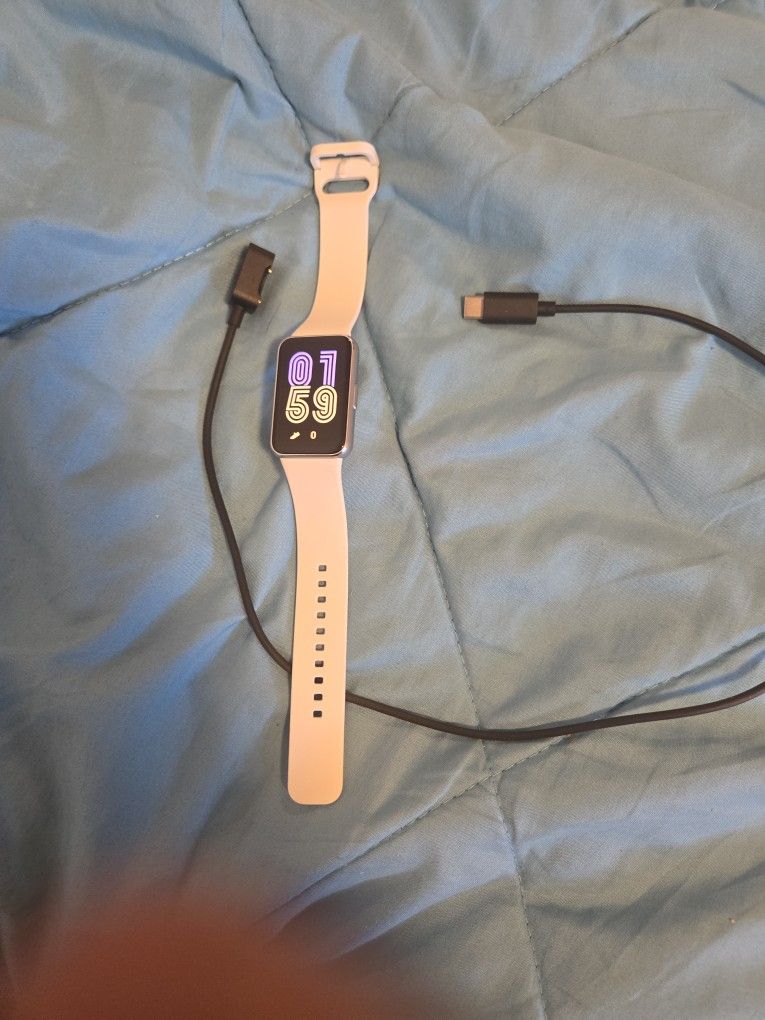 Fitbit 3 White