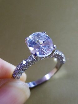 Gorgeous WOMAN'S Oval cut wedding engagement promises ring size 8.0