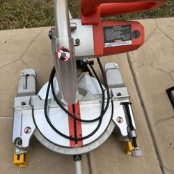 Miter (Compound)Saw