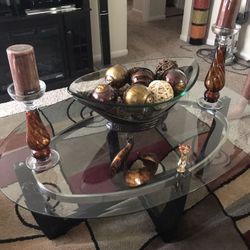 Coffee And End Tables 120 Decor Not Include  Just The Coffee Table And Two End Tables 