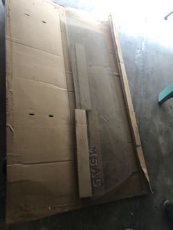89-95Toyota pick up truck,For rear window use condition.