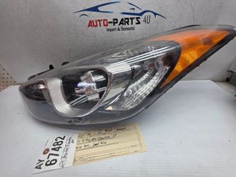 2013 - 2014 - 2017 HYUNDAI ELANTRA GT LEFT DRIVER HALOGEN HEADLIGHT OEM AY67482