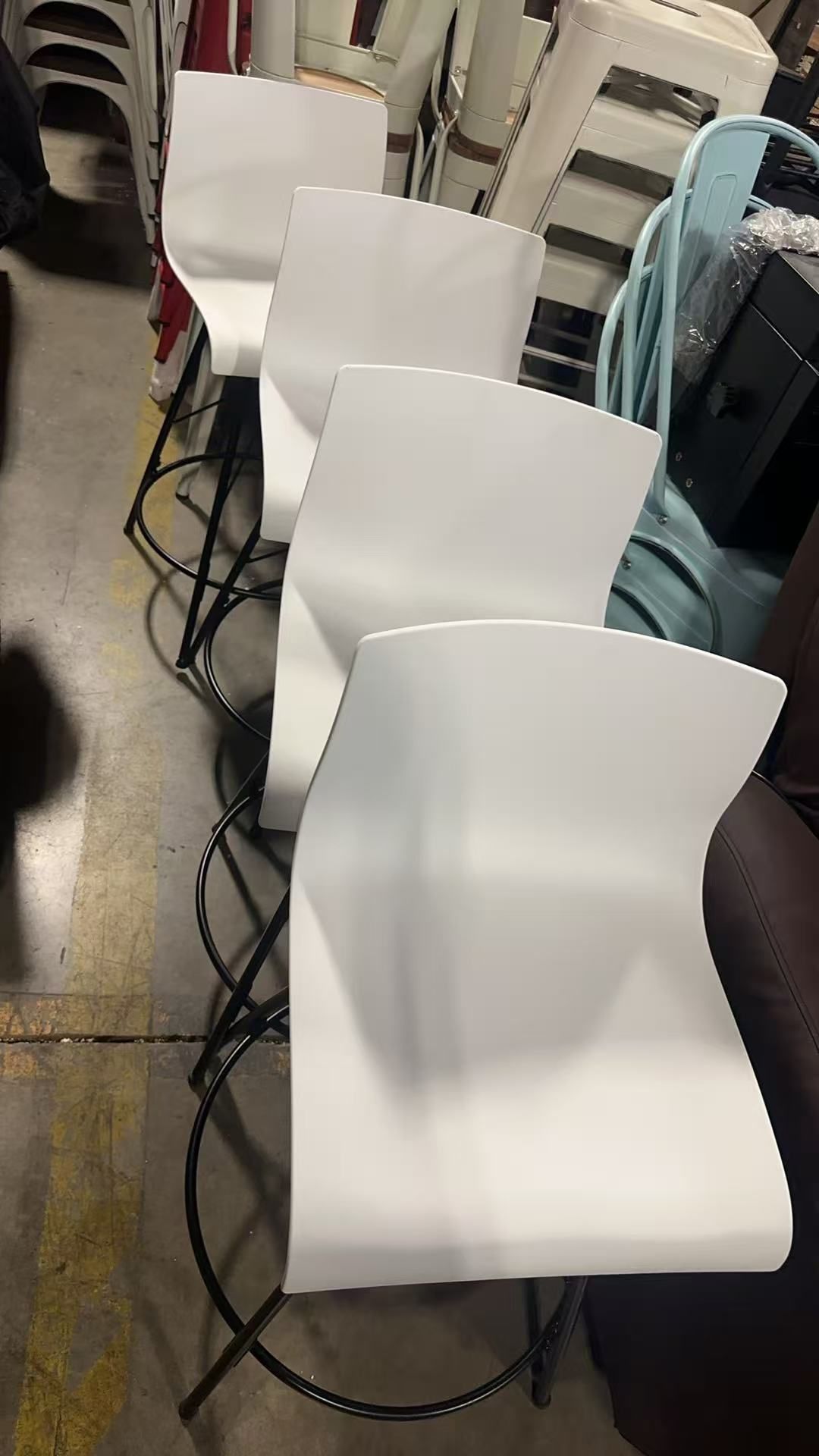 annjoe Swivel Bar Stools Metal Counter Height Stools Plastic Seat