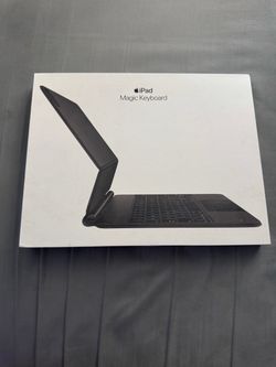 Apple Magic Keyboard for iPad Pro (1st, 2nd, 3rd Generation)