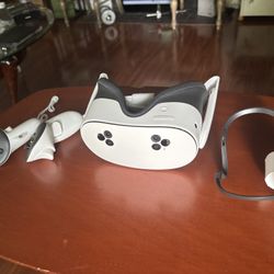 Meta Quest 3S All-In-One Virtual Reality Headset 256GB charger NEVER BEEN USED