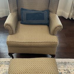 Wing Chair Set of 2 With 2 Ottoman