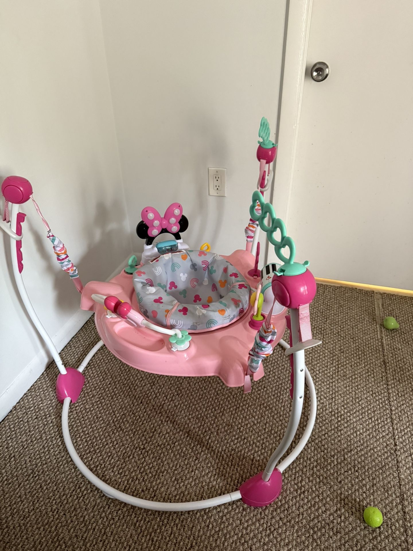 Minnie Mouse Bouncer