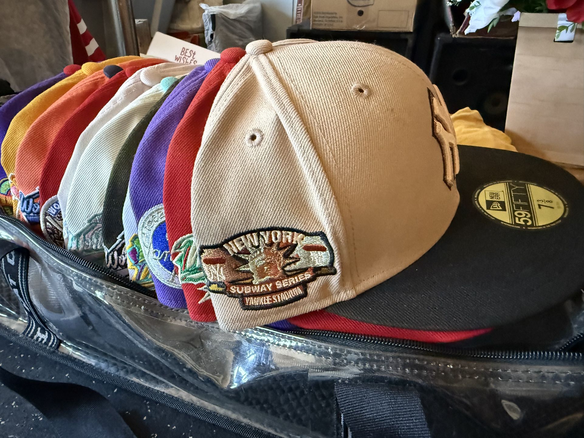 New Era Fitted Yankee Hats Size 7 3/8