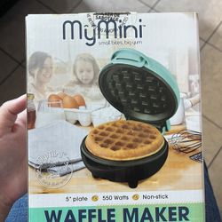My Mini Waffle Maker 