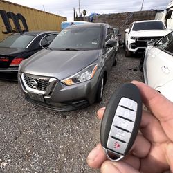 Car keys/Fobs/Llaves De Autos