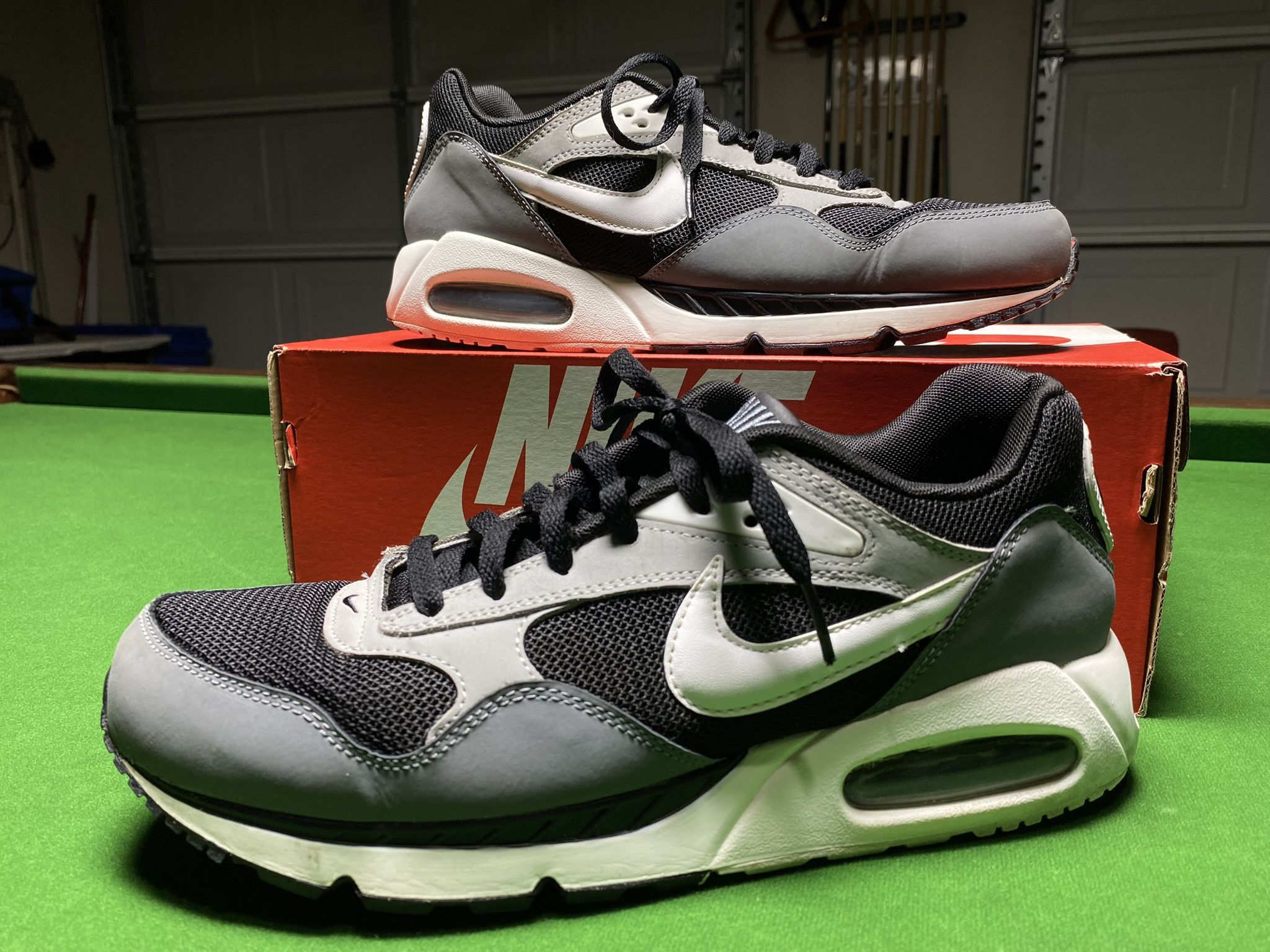 Amazon.com | Nike Mens Air Max Correlate Lowtop Running
