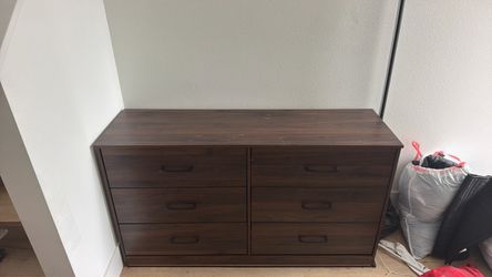 Dresser 6 drawers