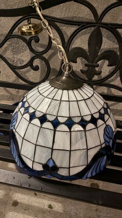 Tiffany Style Stained Glass Blue and White Pendant Light