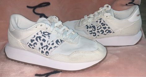New balance size 7.5 women