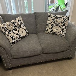 sofa & loveseat 