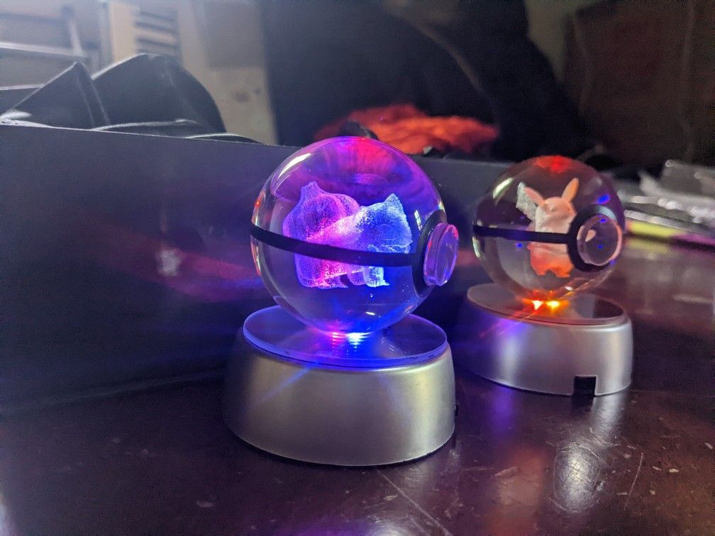 Poke Ball Light 