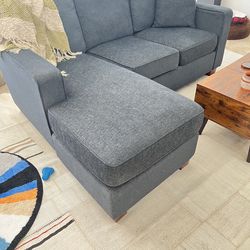 Like new perfect condition couch