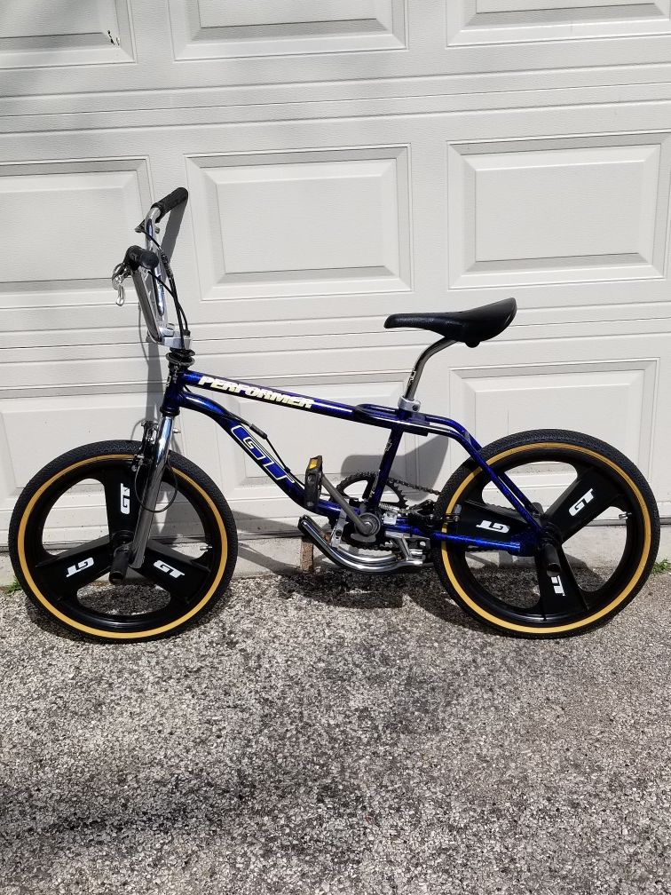 Old school 1994 GT PERFORMER freestyle bmx old school survivor for Sale in Milwaukee WI OfferUp