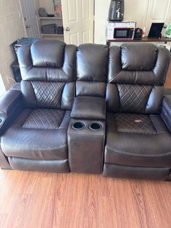 Recliner chairs