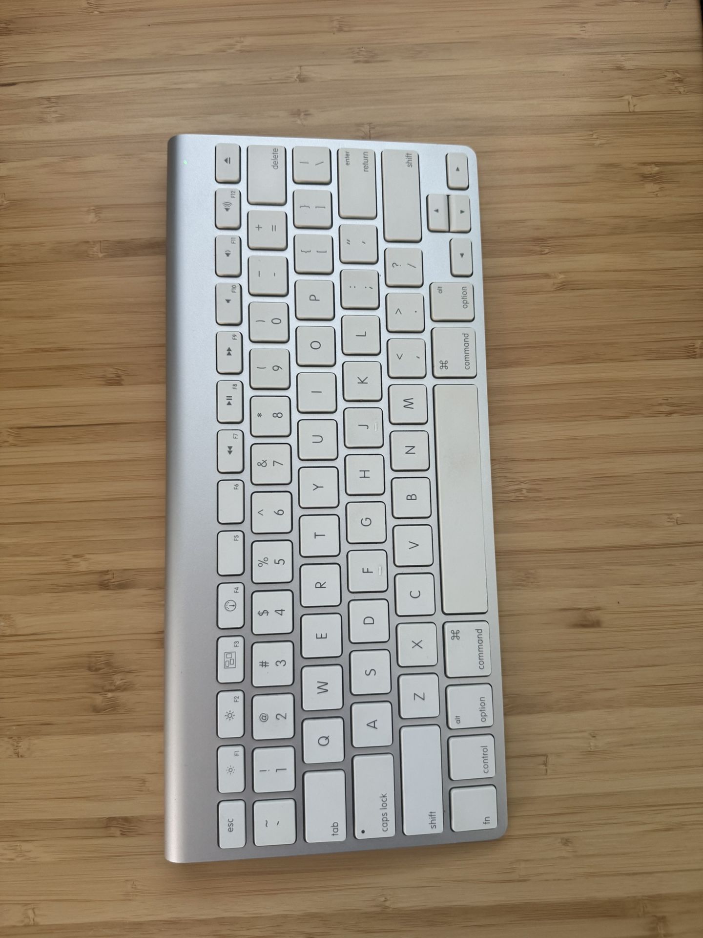 Apple Wireless Keyboard