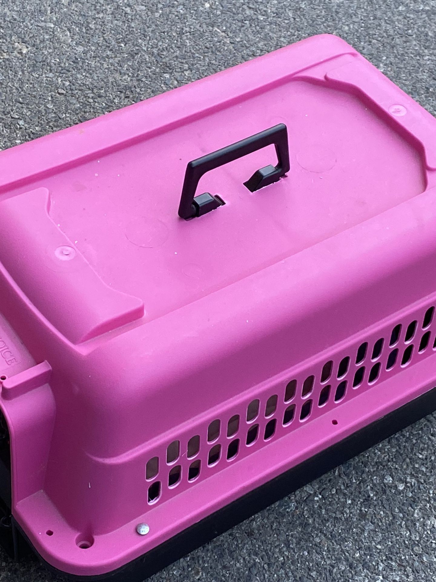 Pink dog carrier/crate