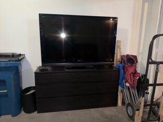 6 Drawer Dresser & 50” Sony TV Combo
