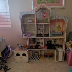 🏠 Doll House 🏠