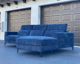 🛋️ Couch/Sofa Sectional - Microfiber - Delivery Available 🚛
