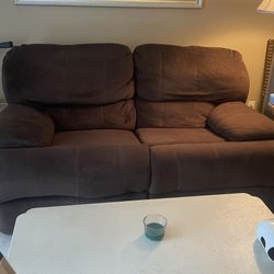 Dual Reclining Couch & Single Recline Love Seat