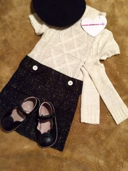 NWT 4T White Black Sweater Dress Gloves