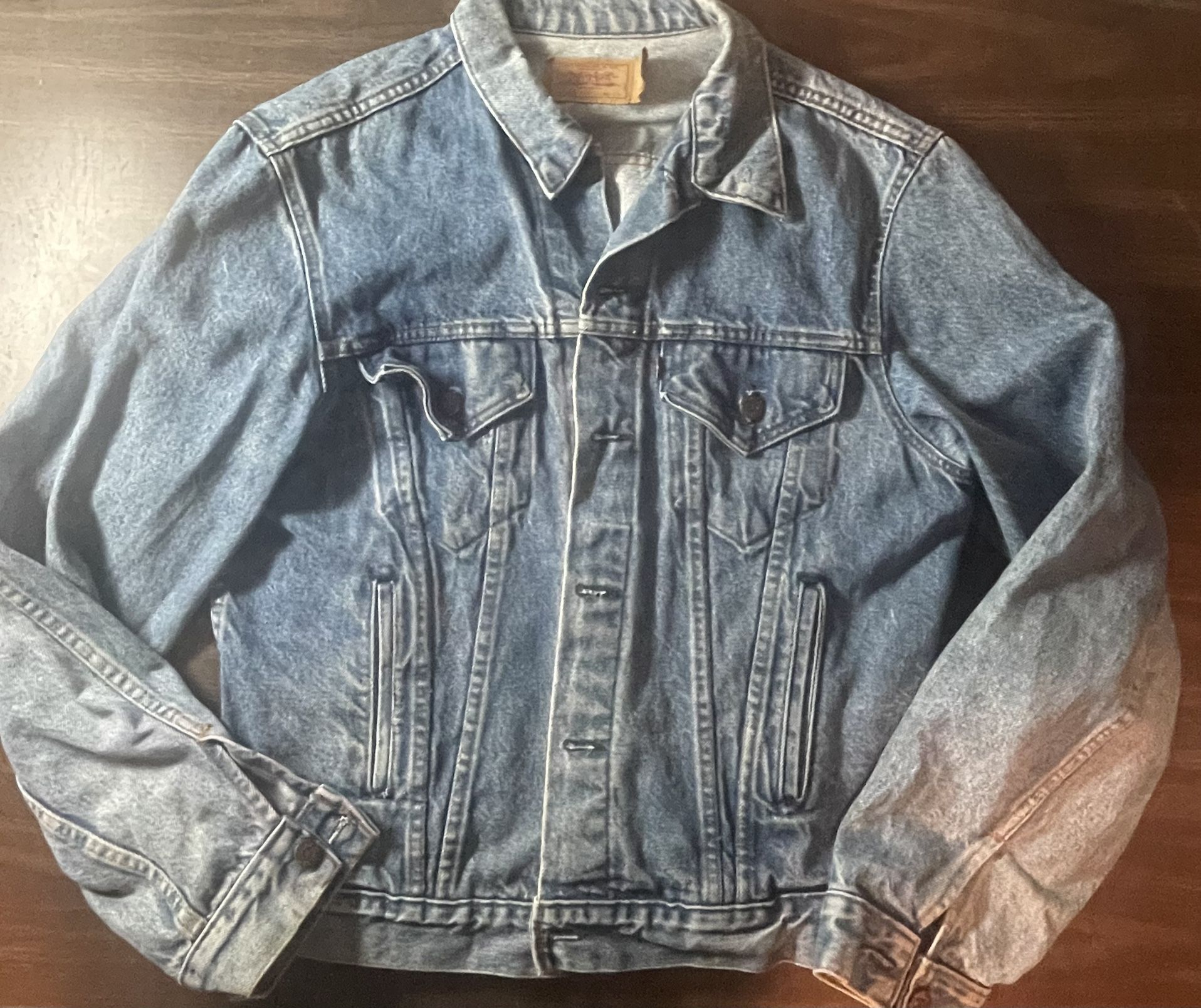 Vintage Levi's Denim jean Jacket Men's 46L 71(contact info removed)