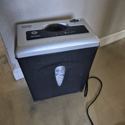 Paper shredder