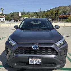 2024 Toyota RAV4 Hybrid XLE AWD • 32k Miles • Heated Seats • Sunroof • Power Liftgate