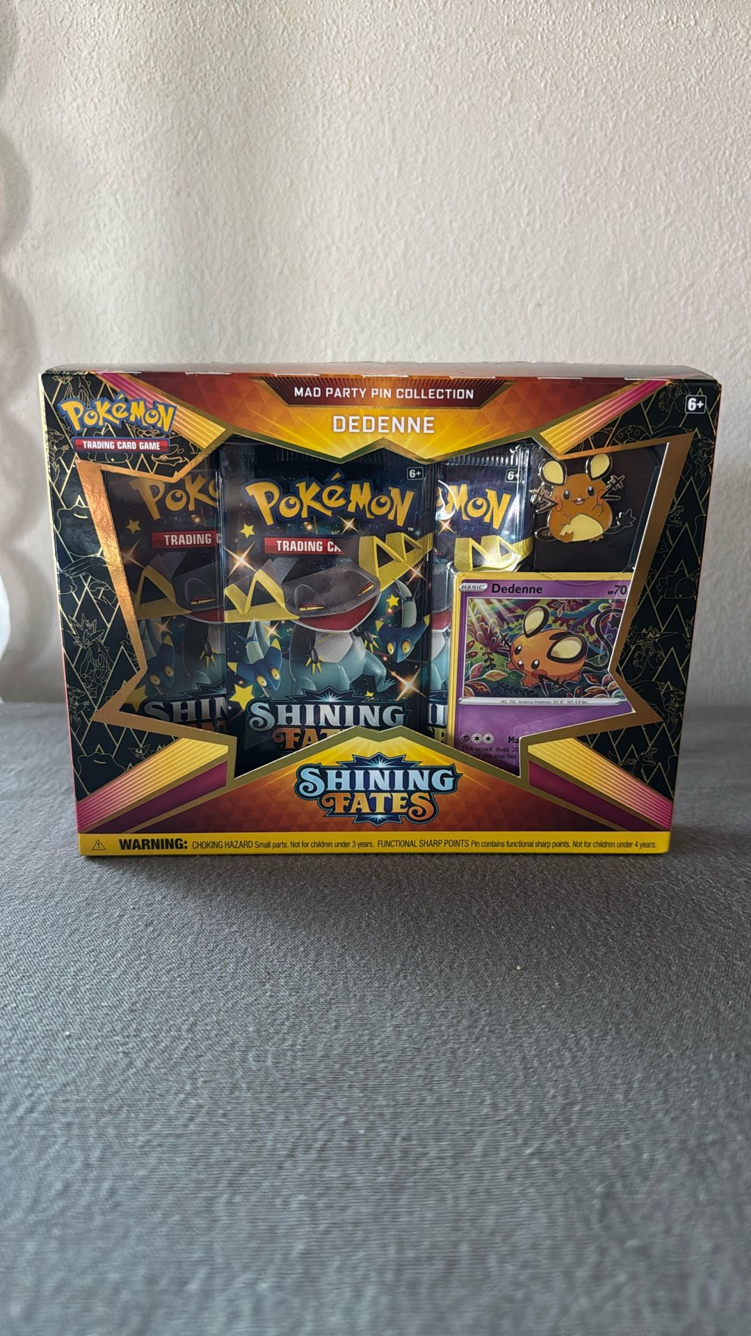 Shining Fates Mad Party Pin Collection ( Dedenne)