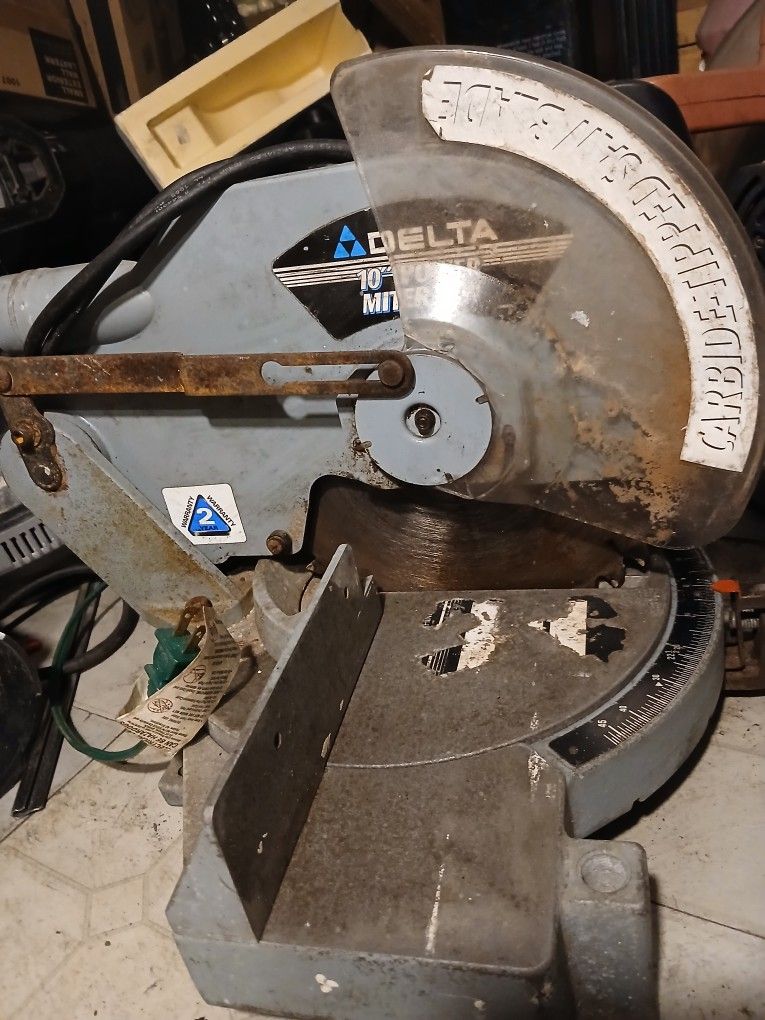 Delta 10' Mitter Saw